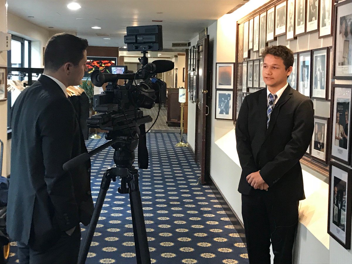 FirestormSol's tweet image. On talking about the #parklandshooting publicly, Brice Albert says it feels like it has made him stronger #sharetheformula #Heroes