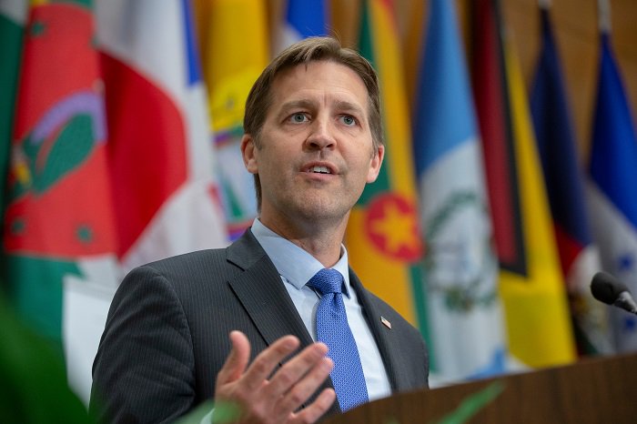 ASCOA's tweet photo. When making the case for trade, @BenSasse told the room at #2018WCA on Tuesday, it's important to acknowledge people's legitimate anxieties about the future of work and automation.

Watch the Nebraska senator's full presentation here: https://t.co/WGJnPZ0Xxt https://t.co/wRNj9mENH6