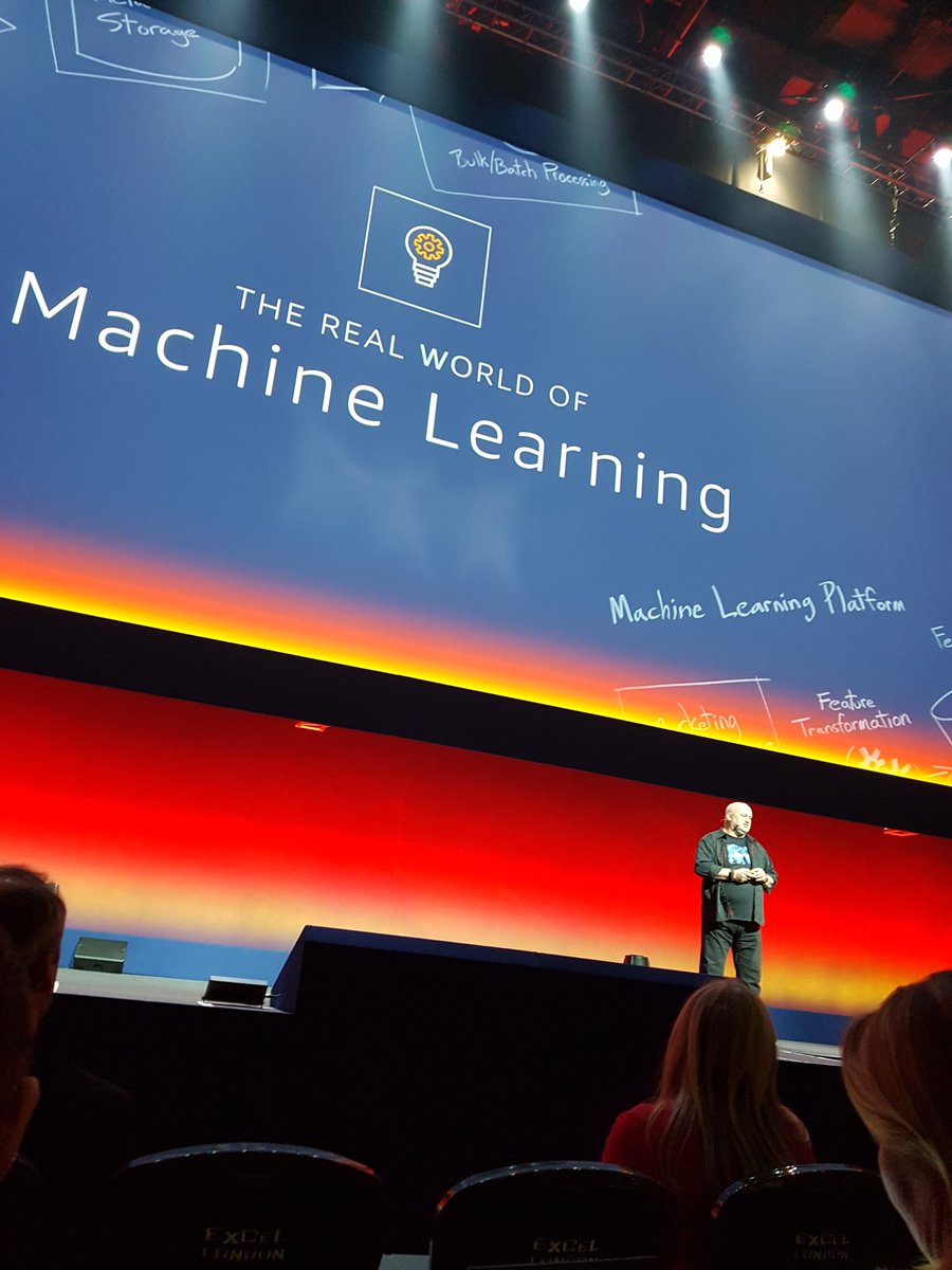 carlevanserc's tweet photo. Very interesting keynote this morning with Gavin Jackson, Dr Werner Vogels and guests talking about automotive innovation, machine learning and the AWS business #AWSSummit https://t.co/Ilh8f3jLfh