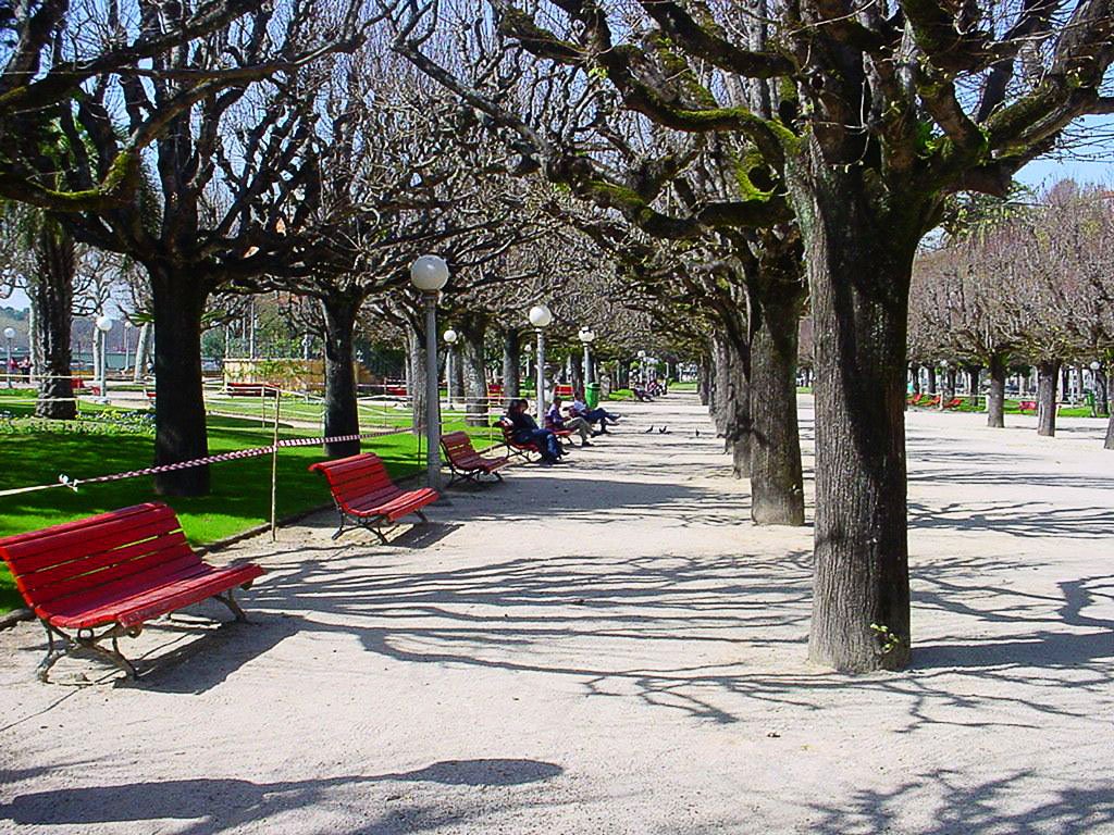 faceroute's tweet photo. O Parque Dr. Manuel Braga em #Coimbra fica mesmo ao lado do rio #Mondego e é o local ideal para passares um bom bocado a descansar ou passear. Não te esqueças de passar no Museu da Água, mesmo ao lado! https://t.co/qkn5MtyAQa
#faceroute #portugal https://t.co/V76pJmV9Zg