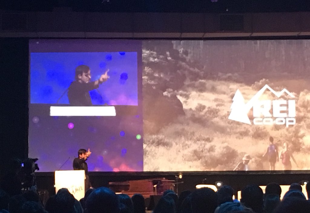 CPAInnovation's tweet photo. La #experiencia del consumidor define a la #marca. Diego Luque en #Marketers18 @MarketersLatam https://t.co/YxPBJZmNff