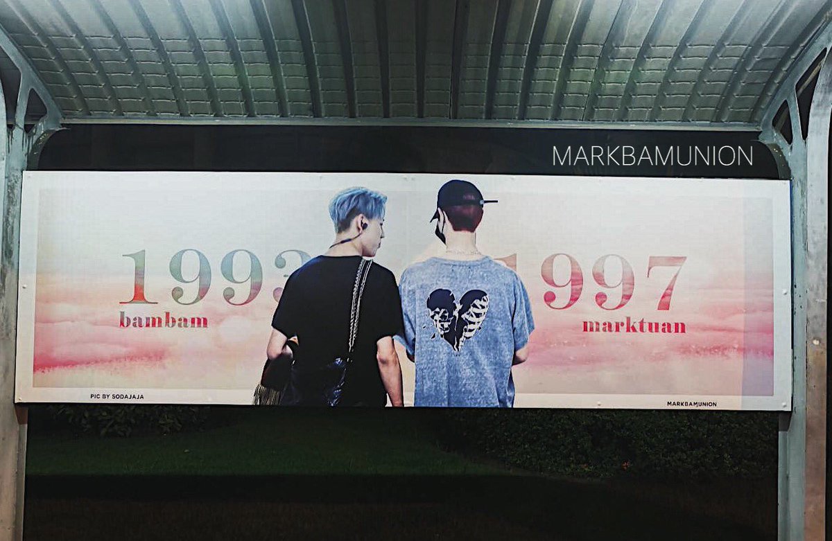 MARKBAMUNION's tweet photo. 2018 MARKBAMUNION SUPPORT
‘ #EYESONYOUINBKK ‘

IMPACT MEDIA BUS STOP
FOR #MARKBAM 💘

#มาร์คแบมภาคีปจ 
( 3 ) https://t.co/jdcgCwOM85