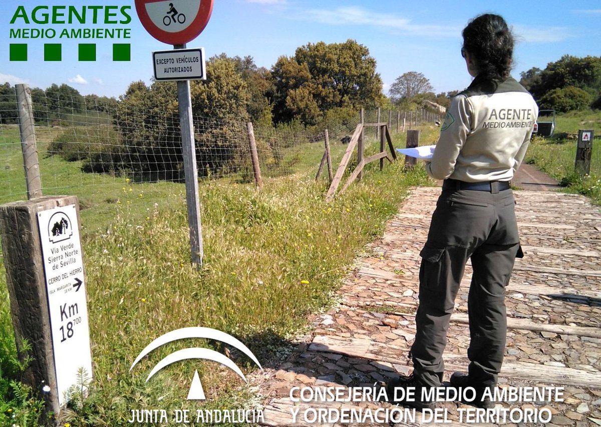 barrera táctica Desagradable Agentes Medio Ambiente de Andalucía on Twitter: "Agentes de Medio Ambiente  #AAMM y Celadores #Forestales #CCFF inspeccionan equipamientos de uso  público para que estén siempre a punto para su disfrute. Y en