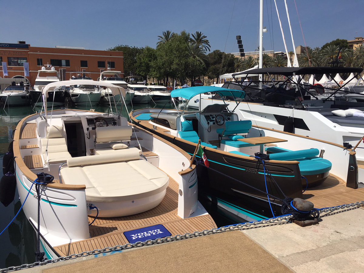 AndreJaco1973's tweet photo. Two boats, one spirit: that of #Gozzo, here on display at the @BoatshowPalma! 🛥️🌊 https://t.co/VRj0ImNfi6