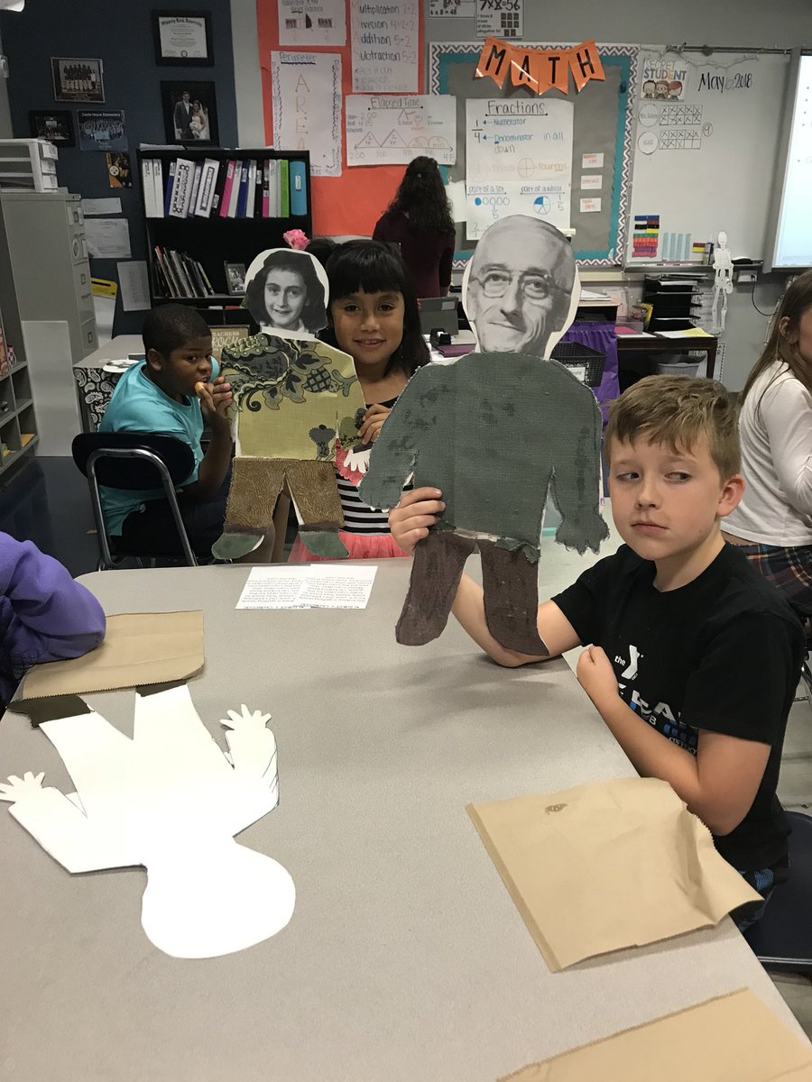 teamgraham211's tweet image. Bagels and Biographies at CHES! @CastleHayneES #CHEShc