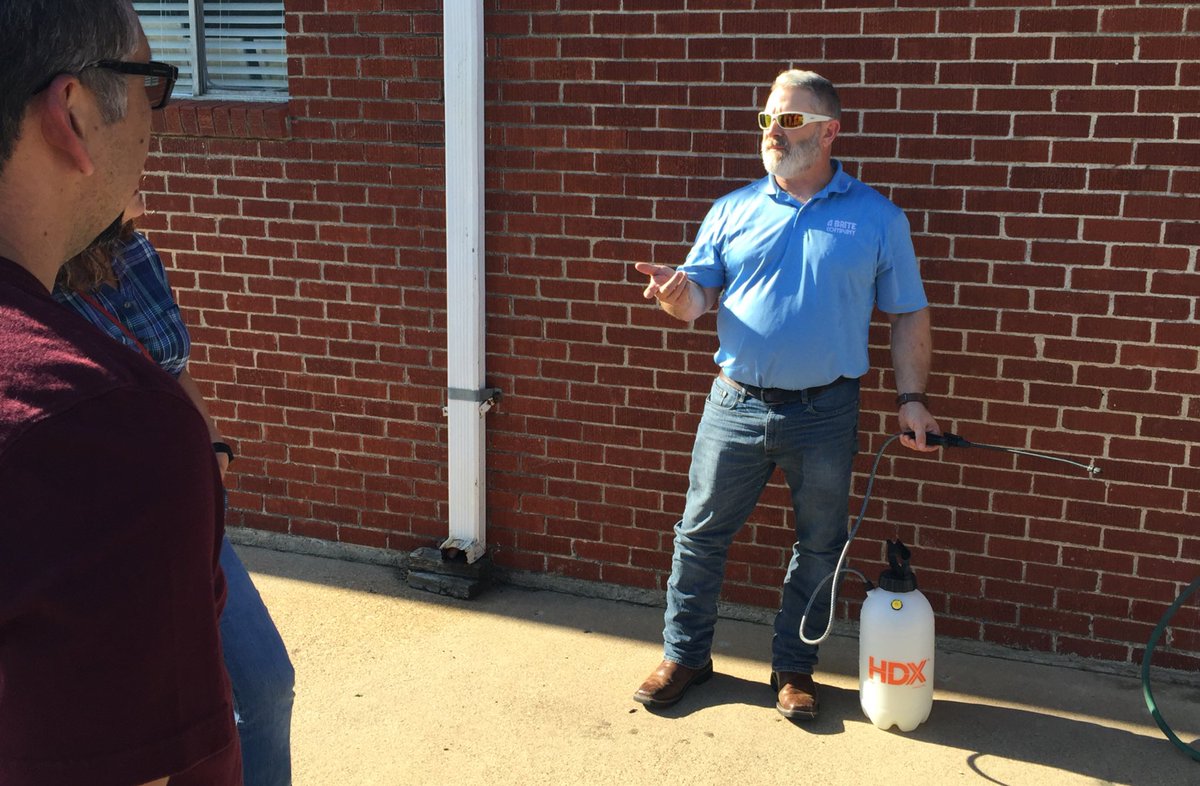 ABriteCompany's tweet photo. So grateful to @GarlandsHope for the opportunity to train @FBCGarland in how to apply #YardGuard on their mission to @Predisan @GarlandChamber @Garland_TX_News @garlandtxgov @dallasnews @DallasBizNews @gatesfoundation @WHO https://t.co/nWooRdHBRW