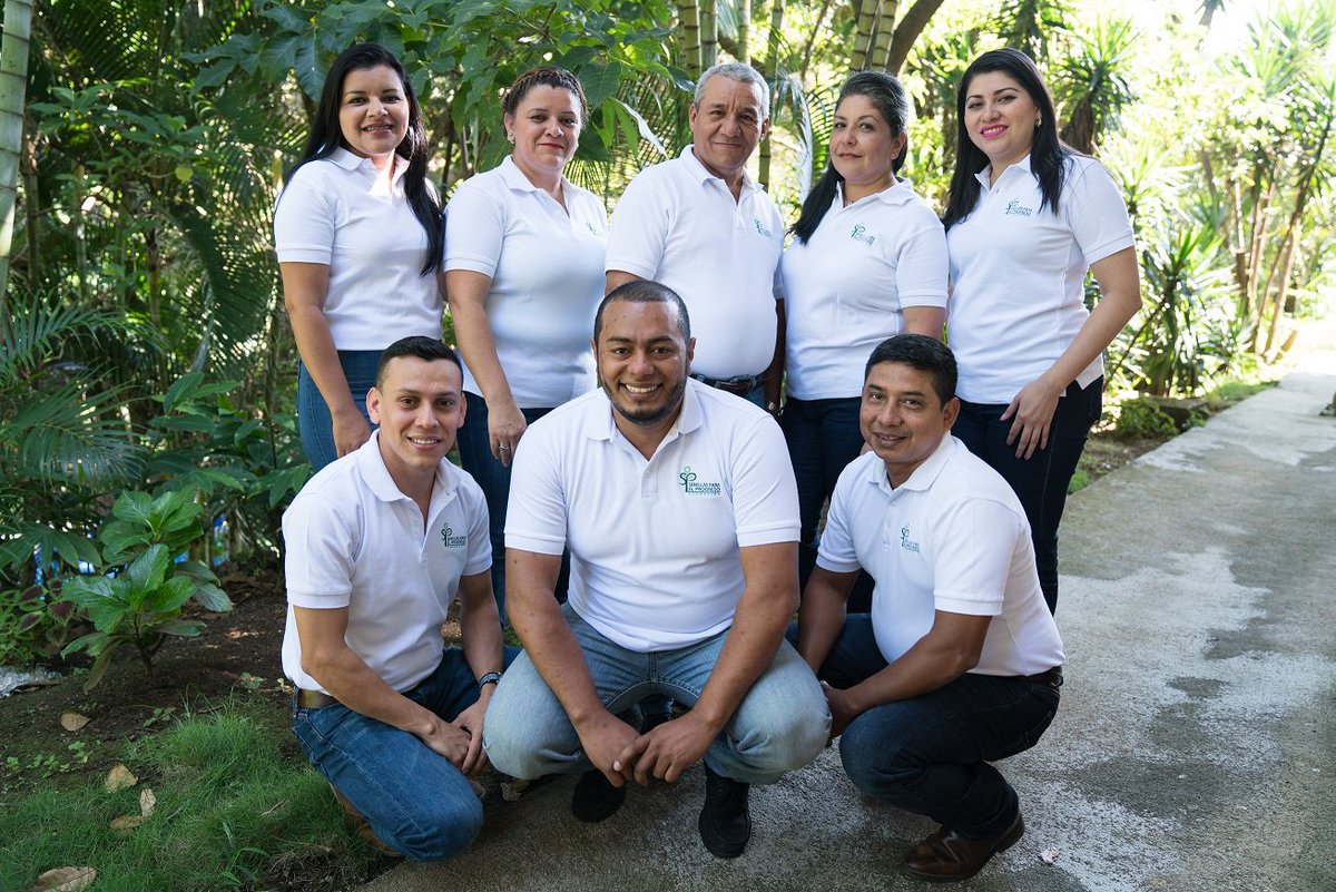 The Digital Seeds Program facilitator is a partner in the personal
and professional development process of each teacher, as well as in the improvement of the entire pedagogical process. #education #Nicaragua
