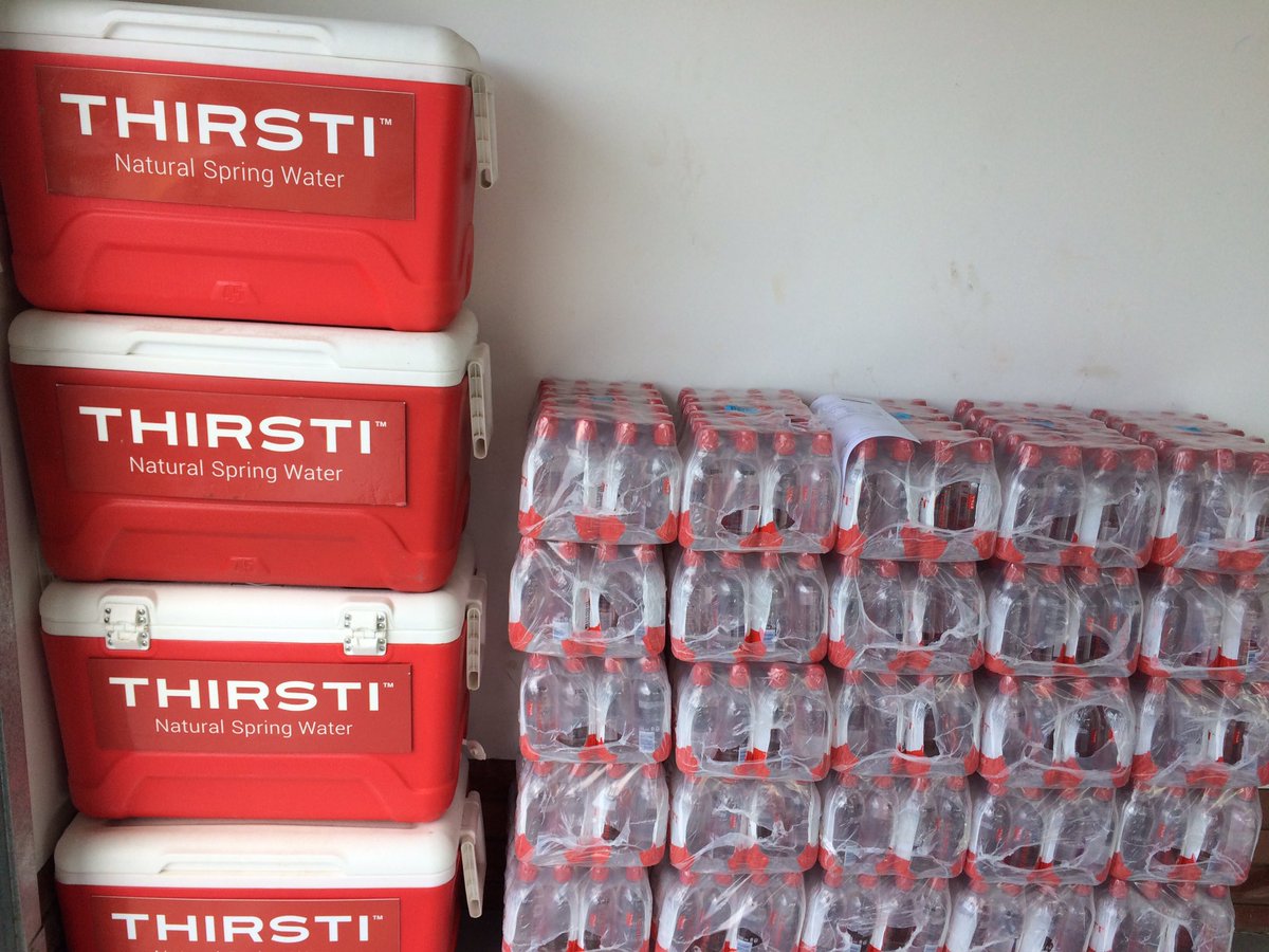 GulePhindi's tweet photo. You won't know THIRST 2moro because @thirstiwater will have u sorted after yr 5km @mydurbaniterace - still taking manual registrations @75 Twighlight Avenue-Umhlanga Ski &amp; Boat Club yr gift #DurbaNiteRaceCap 👇🏿at hand.
@mydurbaniterace -it's a Family Thing #FindYourFit 💪🏿 https://t.co/ZL6a7iBlcp