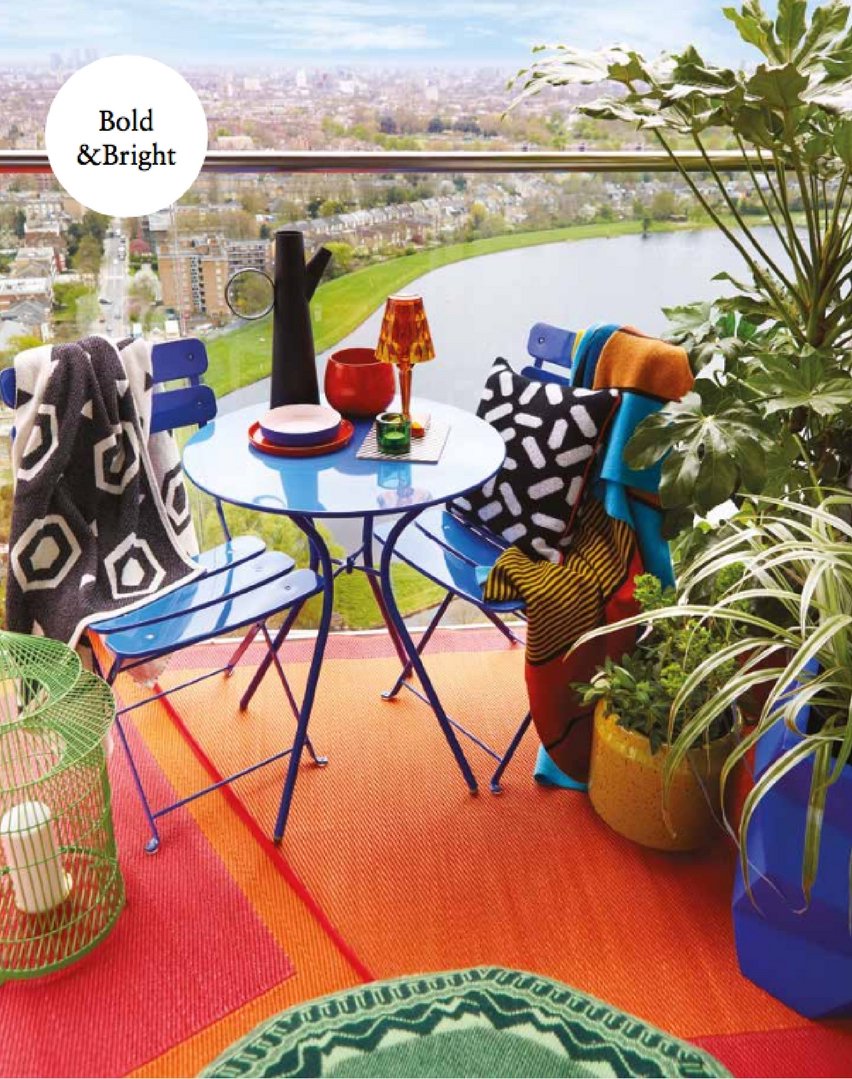 WoodberryDown_'s tweet image. Balconies big or small can become your own personal retreat with the right planting, furniture, fabrics and accessories – so much so you won’t want to go back inside. @SourceLDN reveal how the styling possibilities are endless.