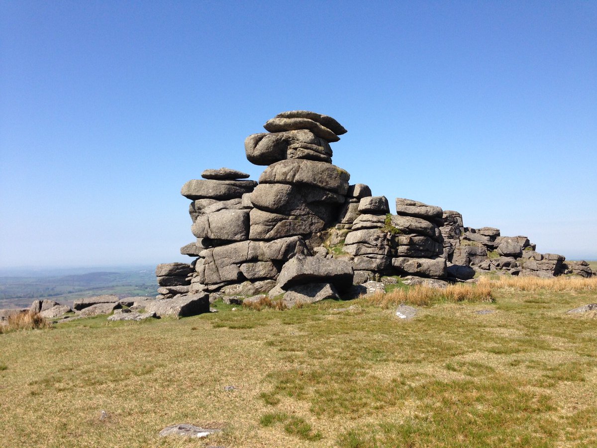 LibertyTrails's tweet photo. Wishing I was on Tor on Dartmoor https://t.co/0PWvOeiKRI