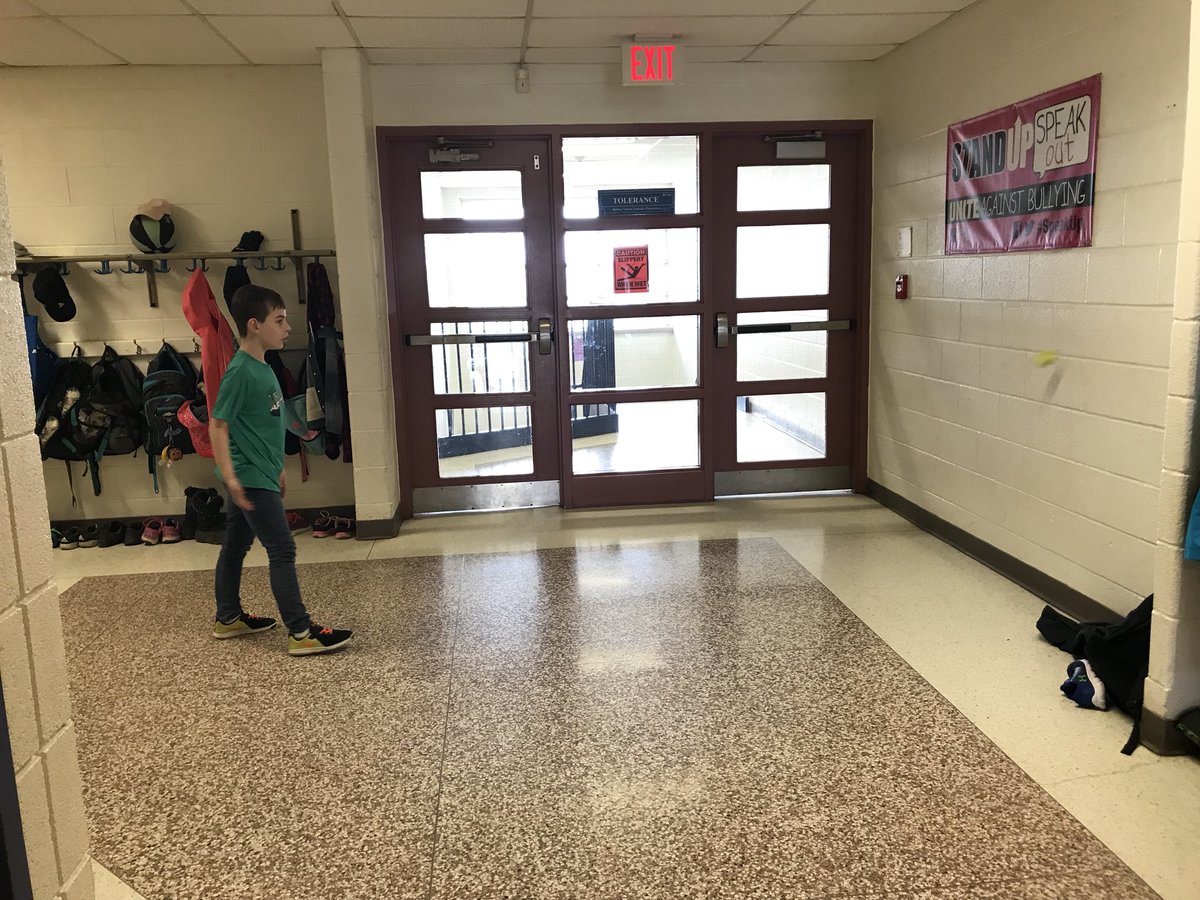 CassidyTozer's tweet image. Breaks are fun here at #Stmtcourtice #PVNClearns