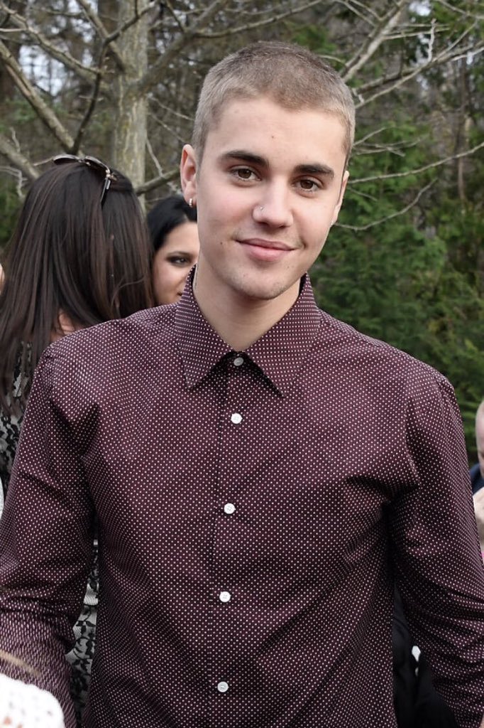 jckbluesbieber's tweet photo. handsome boy https://t.co/W9VehKQaHP
