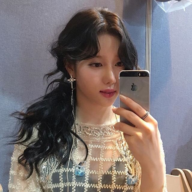 YooJooBrasil's tweet photo. #TAEHAGRAM | Atualização do Instagram da Taeha 😍
#Berrygood #Berrygood_HeartHeart #Taeha #베리굿 https://t.co/PTbACla3Nl