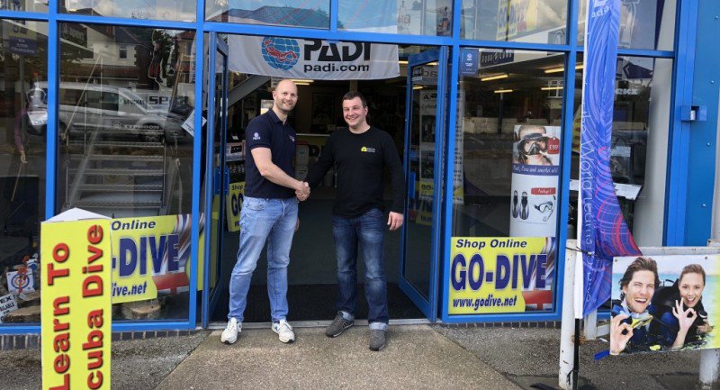 ScubaverseMedia's tweet photo. Go-Dive under new ownership. More here:
https://t.co/c9vj1JuX9C
#scuba #diving #dive #diveshop #divestore #ukdiving
@GoDive @MSDSMarine https://t.co/P0ETmaGO2e