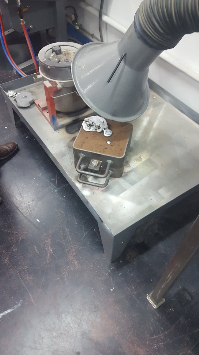 BsakEngineering's tweet photo. Cast aluminium for a flywheel. All part of a great air engine product. #BTEC #BSAKmagic #btec_engineering https://t.co/0OZfZsUM3u