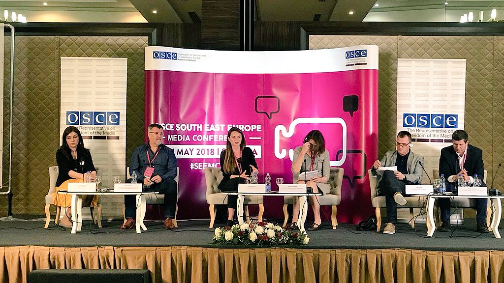 KRIKrs's tweet photo. Naša novinarka @DraganaPeco govorila je o napadima na KRIK, pretnjama i slučaju obijanja stana na današnjem panelu #SafetyOfJournalist na @OSCE konferenciji u Strugi.
#SEEMC #SFJO #PodrziKRIK
@OSCE_RFoM ističe da je bezbednost novinara prioritet. https://t.co/Wew2PkrcYH