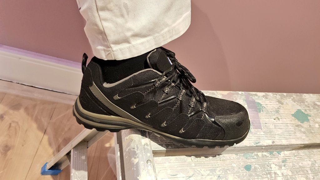 Jenthedecorator's tweet photo. New #workTrainers from @Dickies
with toe protection.
just need to break them in now so they are cosy!
boots are far too clompy for me so these are perfect!
@Gethertrade
@womenonthetools
@WomenInTrade
@TRADE_decorator
@ldcaWIC https://t.co/vfmf3bldqG