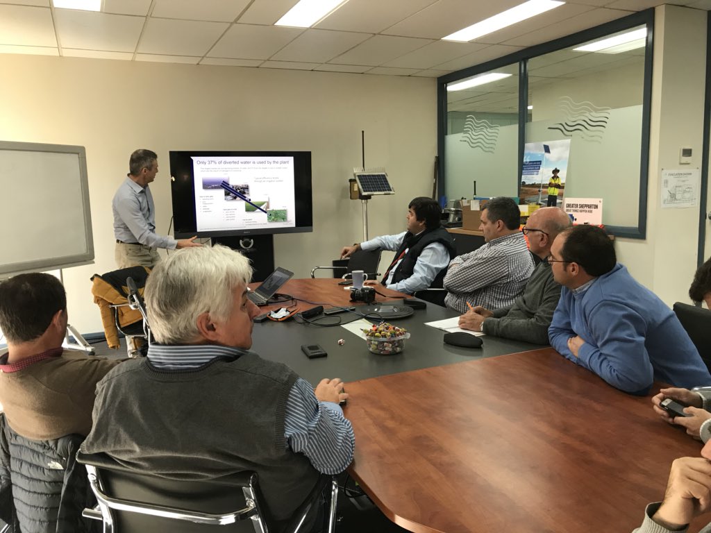 aapresid's tweet photo. #AapresidProspectiva en #Australia !!!
Visitamos la planta de @RubiconWater que compartió con nosotros su expertise en #GestionDelAgua  @PatagoniaSuste1 @NocelliSantiago #RedAqua #JuntosSabemosMas #JuntosPodemosMas 💧🇦🇷🇦🇺👇 https://t.co/Du6qeXhTVu