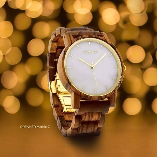 Cohnquer's tweet image. ¿Has visto la hora que es?😮 Y tú aún sin tu Cohnquer!! Descubre todos nuestros modelos en wwww.cohnquer.es y recuerda, si te suscribes a nuestra #newsletter tendrás un descuento, que nunca viene mal😏

Naturales, como la vida misma✌️
#FelizJueves #Relojdemadera