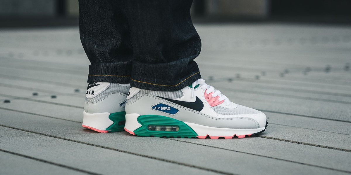 nike air max 90 essential white obsidian