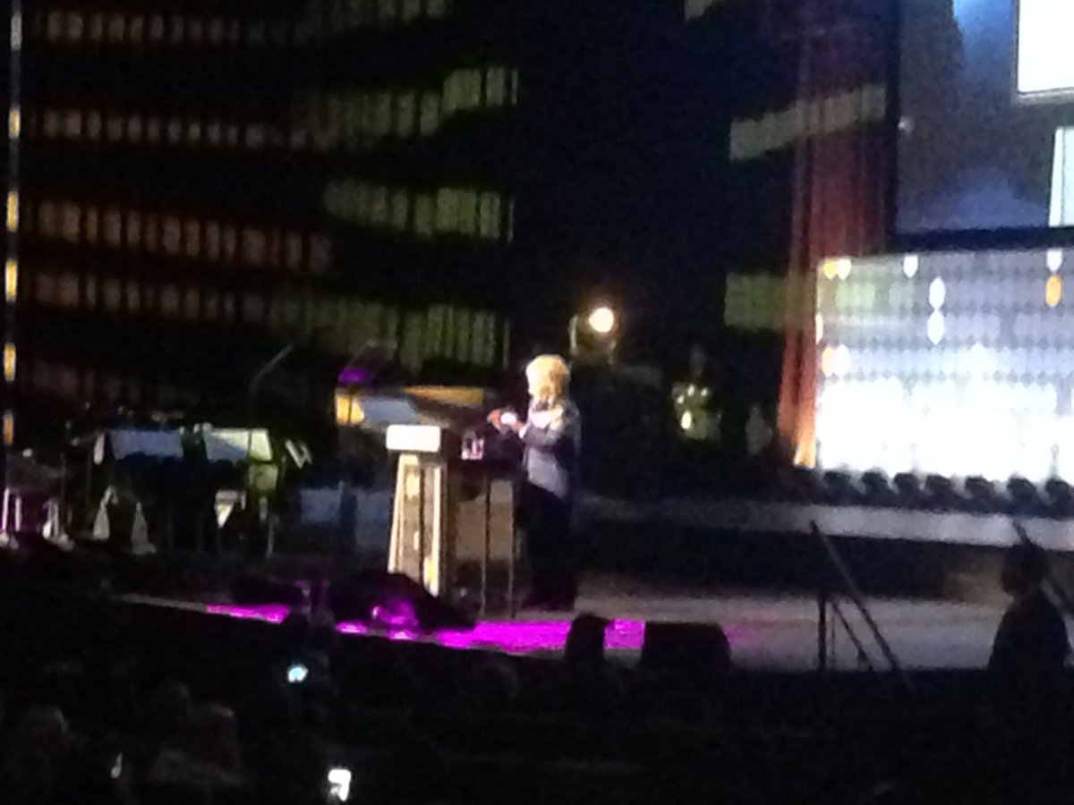 ArtemisP's tweet photo. The woman herself is here!!! Welcome to the most liveable city in the world @HillaryClinton Can't wait to eavesdrop your chat with @JuliaGillard #yasqueen #hillaryclinton18 #womenworldchangers https://t.co/P9g9MVFKeS