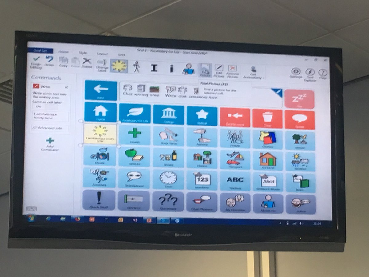 NottsHCAdultSLT's tweet photo. Here are some of our #NottsSLTs learning how to use and edit @ThinkSmartbox Grid3 Vocabulary for Life with easy to follow instructions from @LCHS_EATS #AAC #technology #communication #SLTs https://t.co/IHKwkwBUNk