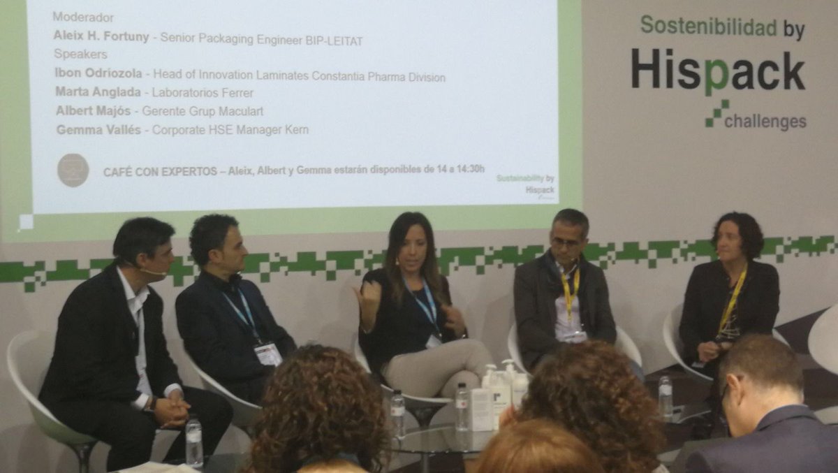 Aleix Fortuny, Senior Packaging Engineer del <a href="/BIP_LEITAT/">Barcelona Institute of Packaging</a> moderando la mesa redonda sobre “Packaging y sostenibilidad en la industria farmaceutica” en Sustainability by #Hispack18