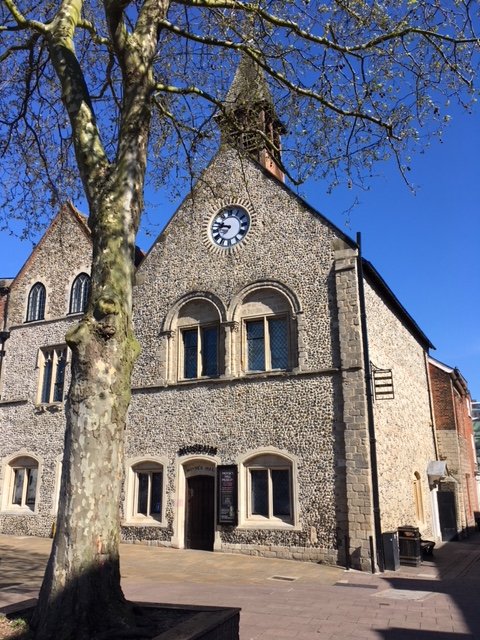 One of the most historic buildings in Bury St Edmunds, Moyses Hall Museum is over 900 years old. Take your time during your stay here at BLS English to visit the Museum and learn about the history of our town! #BLSEnglish #BuryStEdmunds