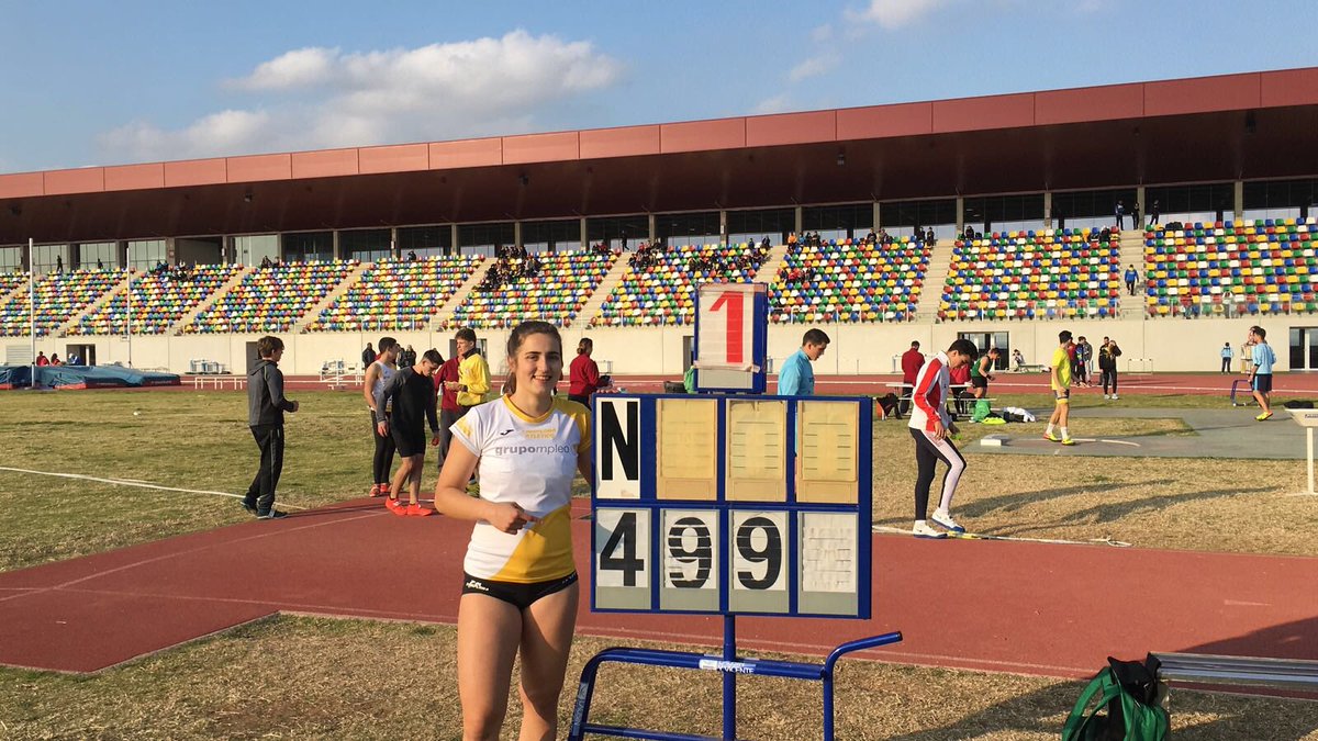 OBBsofbol's tweet photo. ¿Quién puede decir que es doble campeona de España?  Campeona de España de Sófbol sub19. Campeona de España juvenil de jabalina. ¡¡¡Uxua Modrego!!! @FundMIndurain @Deporte_navarro  @deporte_na https://t.co/GDQM3scnZN