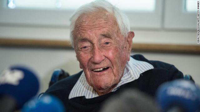 David Goodall, a 104-year-old Australian scientist who campaigned for the legalization of assisted dying, has ended his life at a Swiss clinic cnn.it/2I9ISCZ