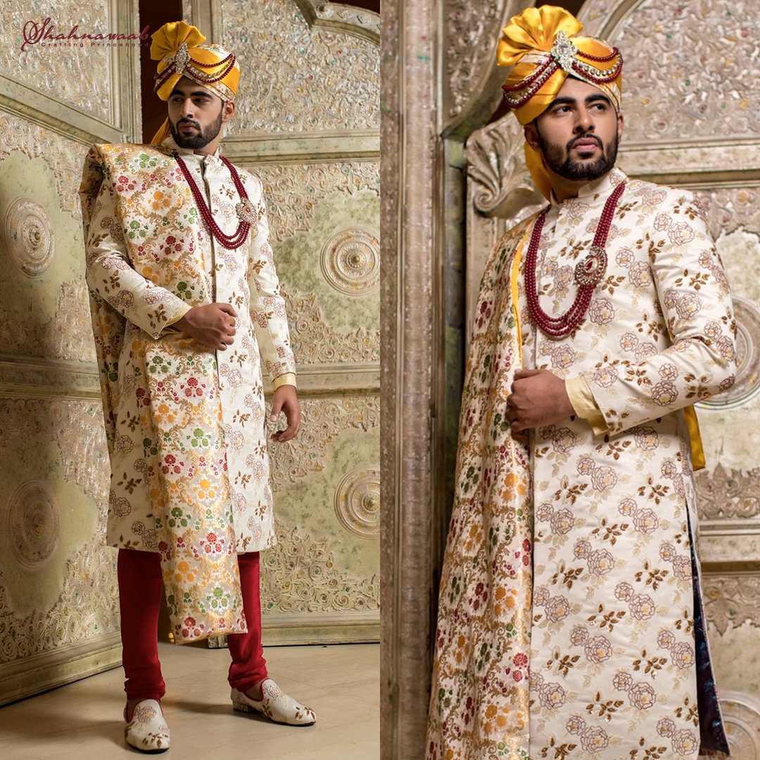 sshahnawaab's tweet image. A graceful sherwani embroidered in colourful florals and complemented with #banarasi silk brocade reflects the essence of royalty and elegance. 
Crafting Princehood is a tradition at Sachdeva&apos;s.
Visit bit.ly/2FrTaw7 to view more
#Sshahnawaab #craftingprincehood #maharaja