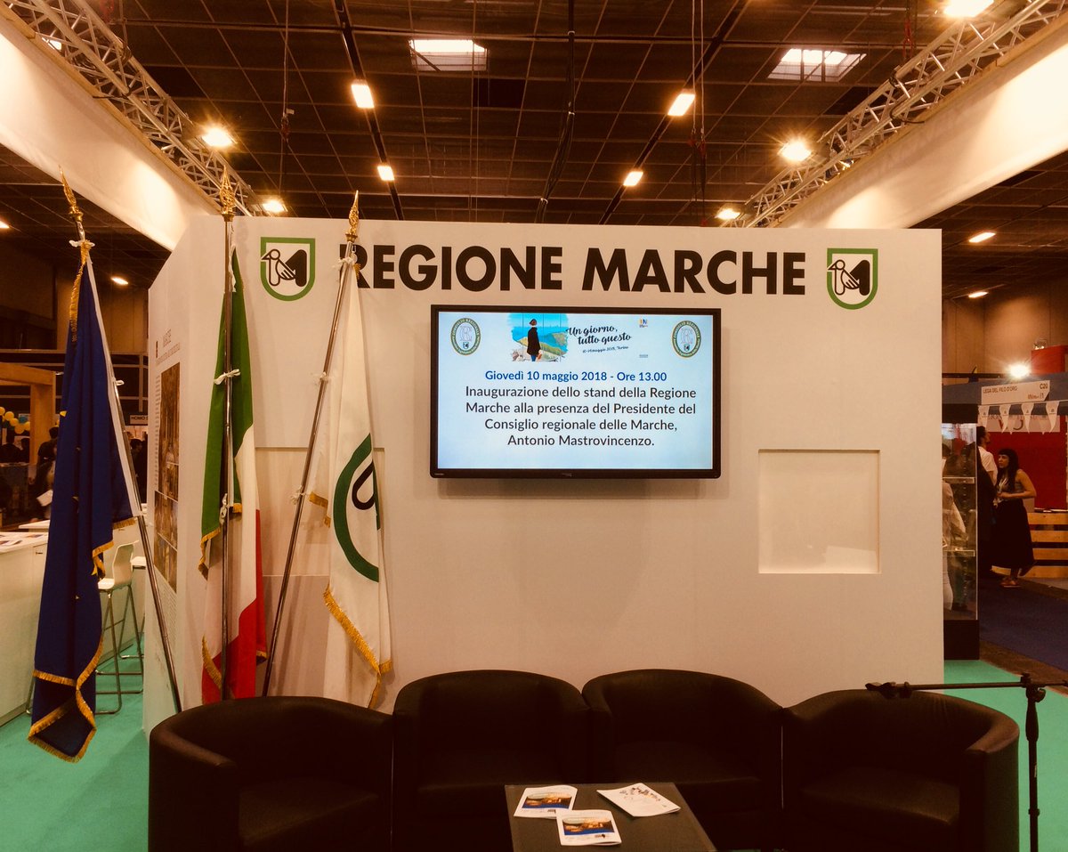 SaraDanger85's tweet photo. La @RegioneMarcheIT al @SalonedelLibro... tra poco la presentazione del progetto di ricerca dell’@UniMC #operattivamente che potrete seguire anche in streaming all’indirizzo https://t.co/O87VPy2kUp https://t.co/QgOErv4JAT