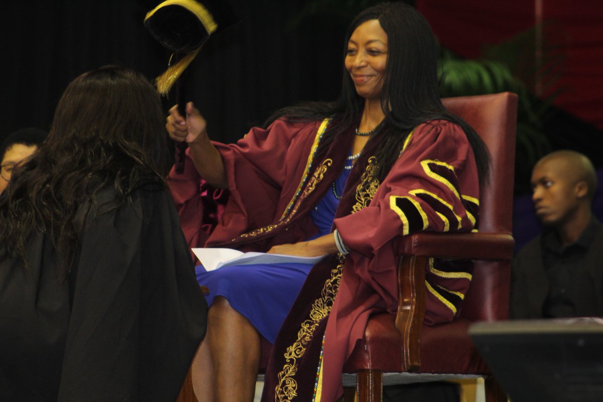 DUT_Tweets's tweet image. Proud moment for everyone at #DUTGRAD2018 @RadioDUT @JournalismIziko @DUTAlumni @ButiManamela