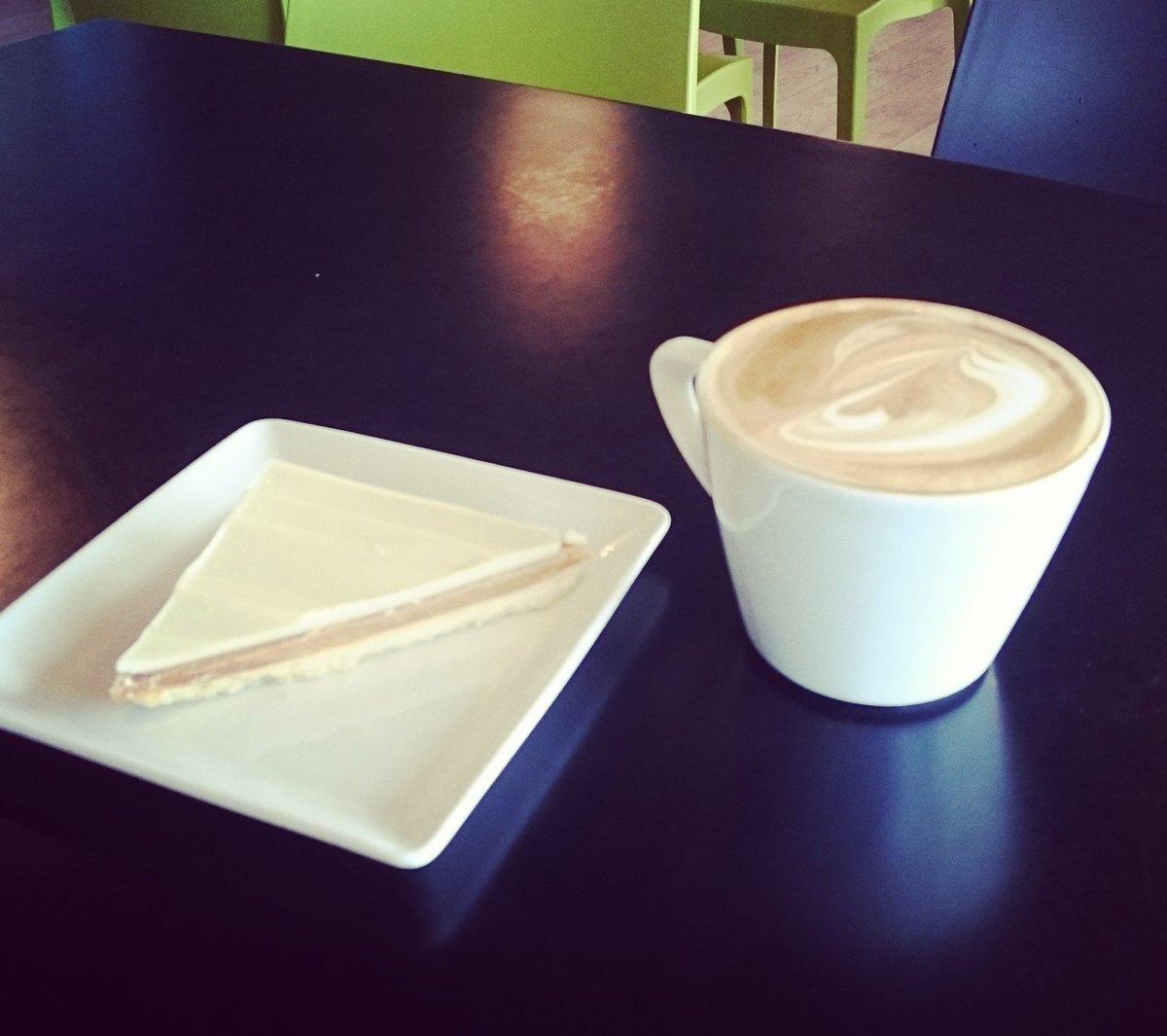 Buy a large hot drink and get any sweet bakery item for half price. Just one of our many deals here at #flipout 😋 #Portsmouth #cafe