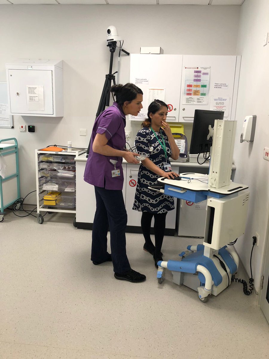 bthftpaeds's tweet photo. Latestst #paedsinsitu training #DKA #raisedICP #teamwork https://t.co/ypCnqM8cd8