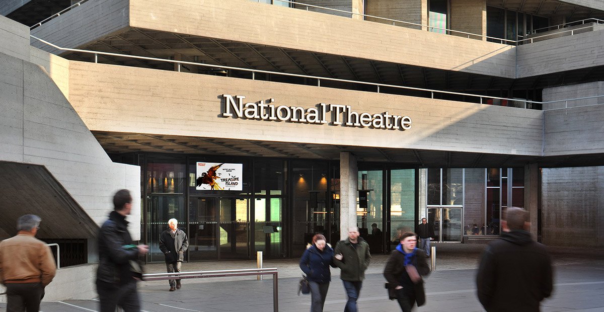 WhatsOnStage's tweet image. National Theatre to host #SaveStageLighting open forum to discuss costly EU lighting regulations whatsonstage.com/london-theatre…