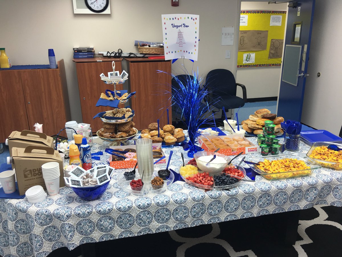 Grateful for the red carpet treatment #TeacherAppreciationWeek2018 #blessed @GulliverSchools #gslearning <a href="/GerlachEdS/">Julianne Gerlach</a>