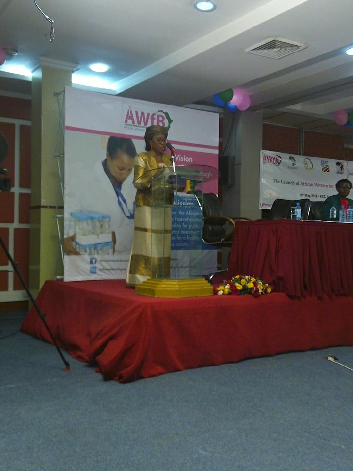 AWfBKenya's tweet image. When women do better, economies do better. Prof. Yaye Gassama during the official launch of @AWfBKenya
#Women4Biosciences
#scienceforprogress