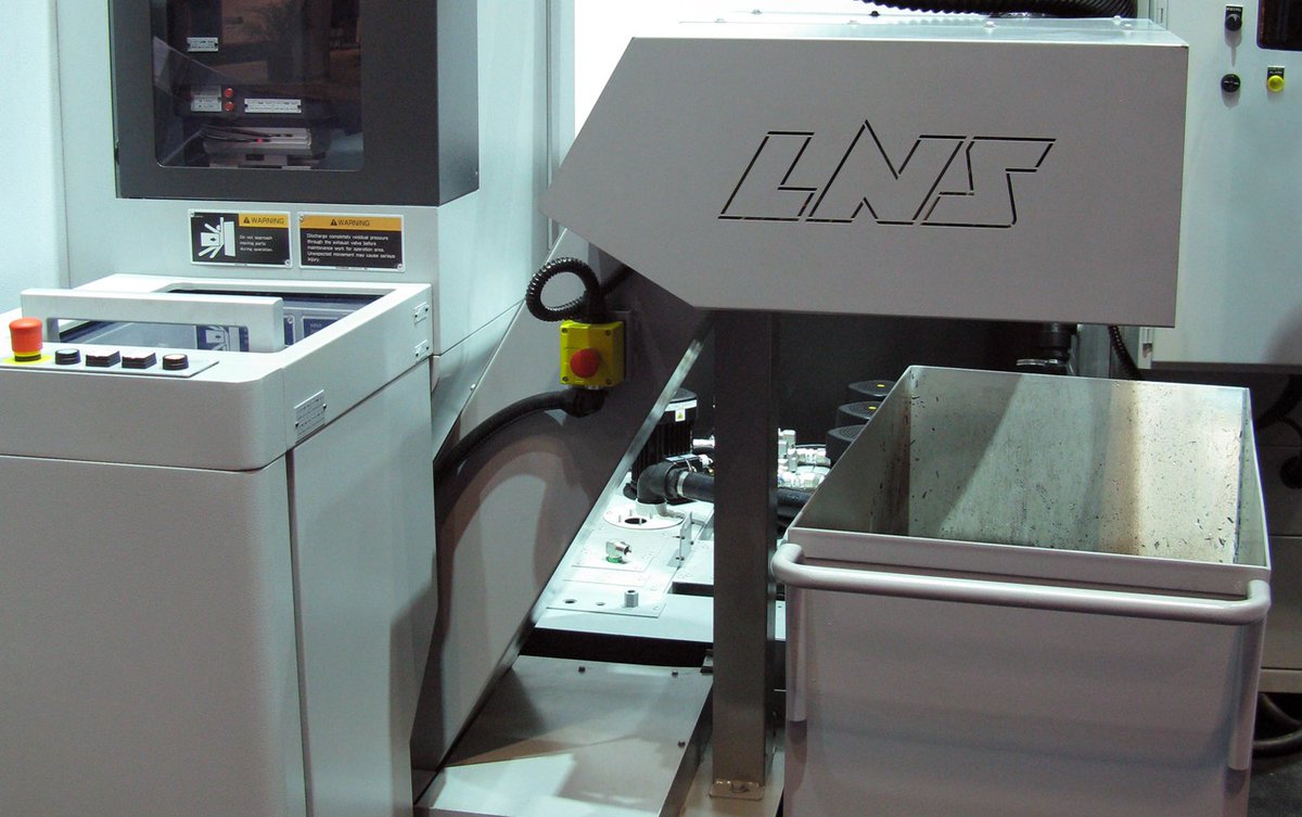 LNSnorthamerica's tweet photo. Selecting a #chipconveyor that’s out of sync with your #manufacturing processes can be a costly mistake. Read more - https://t.co/cE52FdbDqS https://t.co/LjwNa2rChA