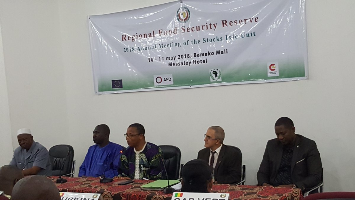 Début ce matin 10 mai 2018 à #Bamako de la Réunion annuelle Info-stock organisée pa #ARAA-CEDEAO.
#APESS est représentée par moi-meme et Sanou Aboubakar.
<a href="/apessafrique/">APESS</a>