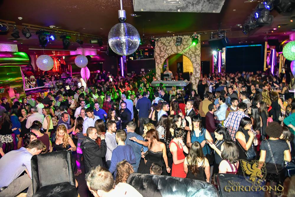listasVIPgratis's tweet image. Listas gratis/oferta en copas chicas y chicos en New Garamond. apuntate en lista VIP en el 630 880 984 - WhatsApp #newgaramond