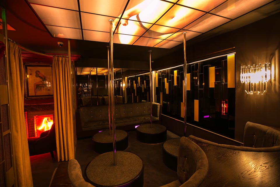 hostmylink's tweet photo. Private Members Club - The Browns #PrivateMembersClub #HostMyLink https://t.co/Tc620ua85A https://t.co/ZWY6p7wF9d