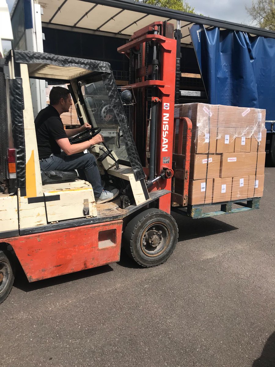 Surrey_Ceramics's tweet photo. That's another order complete and on its way to our customer, COYA Monaco.
To find out more about our bespoke tableware solutions, visit: https://t.co/3QZ3J5IJ1W
#RestaurantTableware #RestaurantCrockery #ChefsLife #ChefsTalk https://t.co/4WYt1RYAo1
