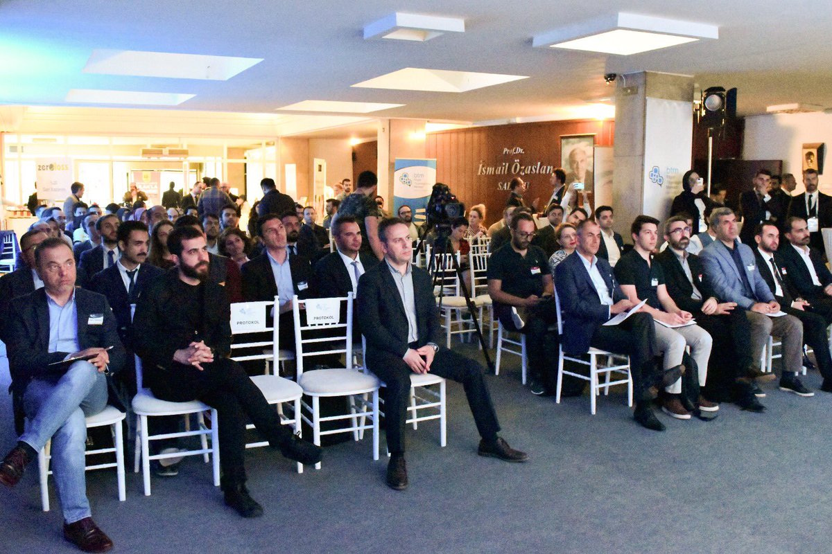 btmistanbul's tweet photo. 2018 Yılı I. Hızlandırma Kampı'ndan mezun olan 12 Startup "BTM Sahne" etkinliğinde yatırımcılarla bir araya geldi. #btmistanbul #ideatobusiness https://t.co/Y9ZMid6Ovk