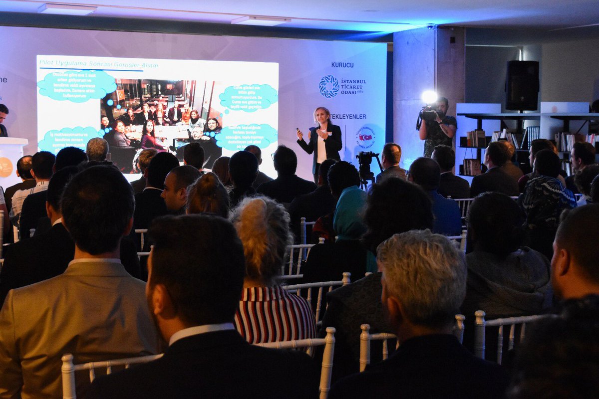 btmistanbul's tweet photo. 2018 Yılı I. Hızlandırma Kampı'ndan mezun olan 12 Startup "BTM Sahne" etkinliğinde yatırımcılarla bir araya geldi. #btmistanbul #ideatobusiness https://t.co/Y9ZMid6Ovk