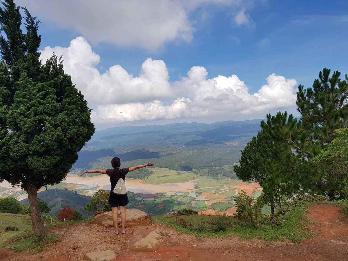 pagecloudcorn's tweet photo. #LangBiang #wheninDalat https://t.co/QTs5QwBSS6