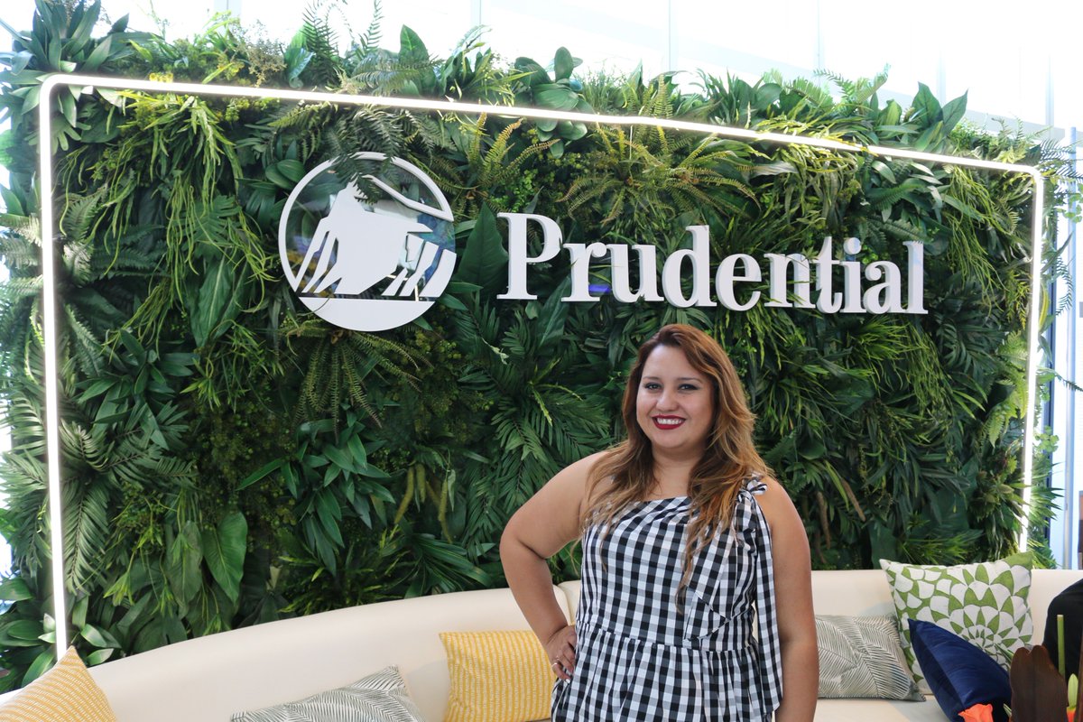 JennyTheVoice's tweet photo. Te has preguntado cómo es ser Embajadora de Marca para @Hispanicize ? En mi blog les cuento todo >>> https://t.co/TU1K4ndUDg <<<< @Prudential #Prupárate #ad #Hispz18 #Prupact #BrandAmbassador https://t.co/gPLi3nnZ63
