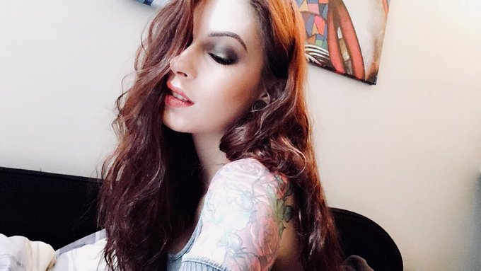 💨👀 https://t.co/EvTB8bX3lv<a href="/tag/hotteacher"class="tags"><span>#hotteacher</span></a>