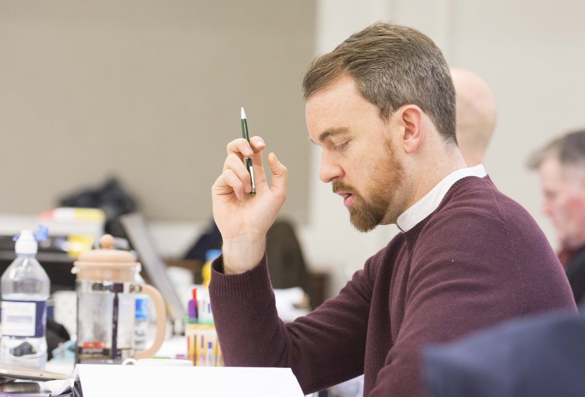 "I feel we are all in a need of a reminder of The Importance of Being Earnest.” <a href="/alastairwhatley/">Alastair Whatley</a> in <a href="/henleystandard/">Henley Standard</a> discussing why we need a bit of the theatrical joy that is <a href="/EarnestTour/">Earnest Tour 2018</a>! Catch us this week <a href="/RoyalDerngate/">Royal & Derngate</a> 👜 > ow.ly/qjPN30jKG7c