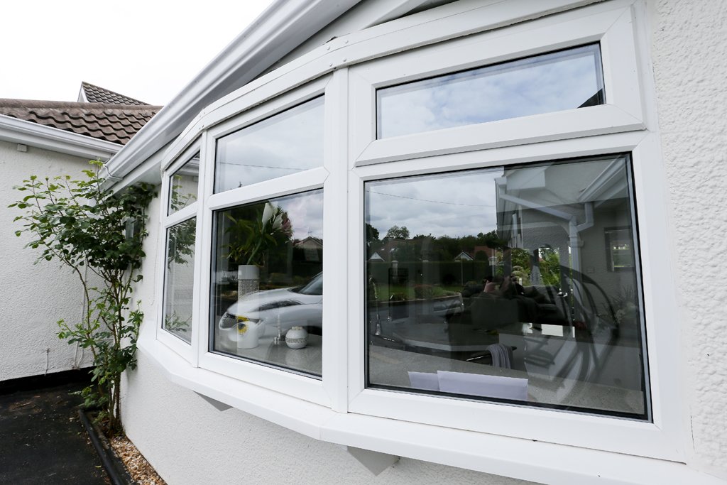 Our #window system has been approved by the @SecuredbyDesign scheme, the official UK #Policeinitiative promoting crime prevention through #secure design and engineering. Get a FREE quote HERE bit.ly/2eKp1Au